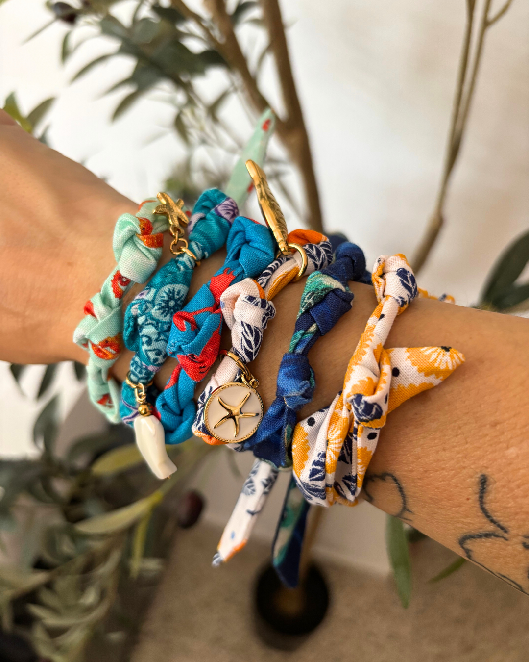 Scarf Bracelet - Pulseras de Tela