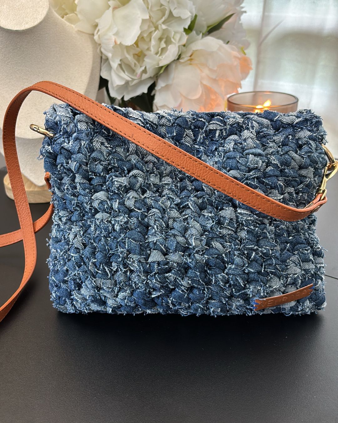 Catalina - Cartera Crossbody en Crochet con Denim Reciclado PRE-ORDEN