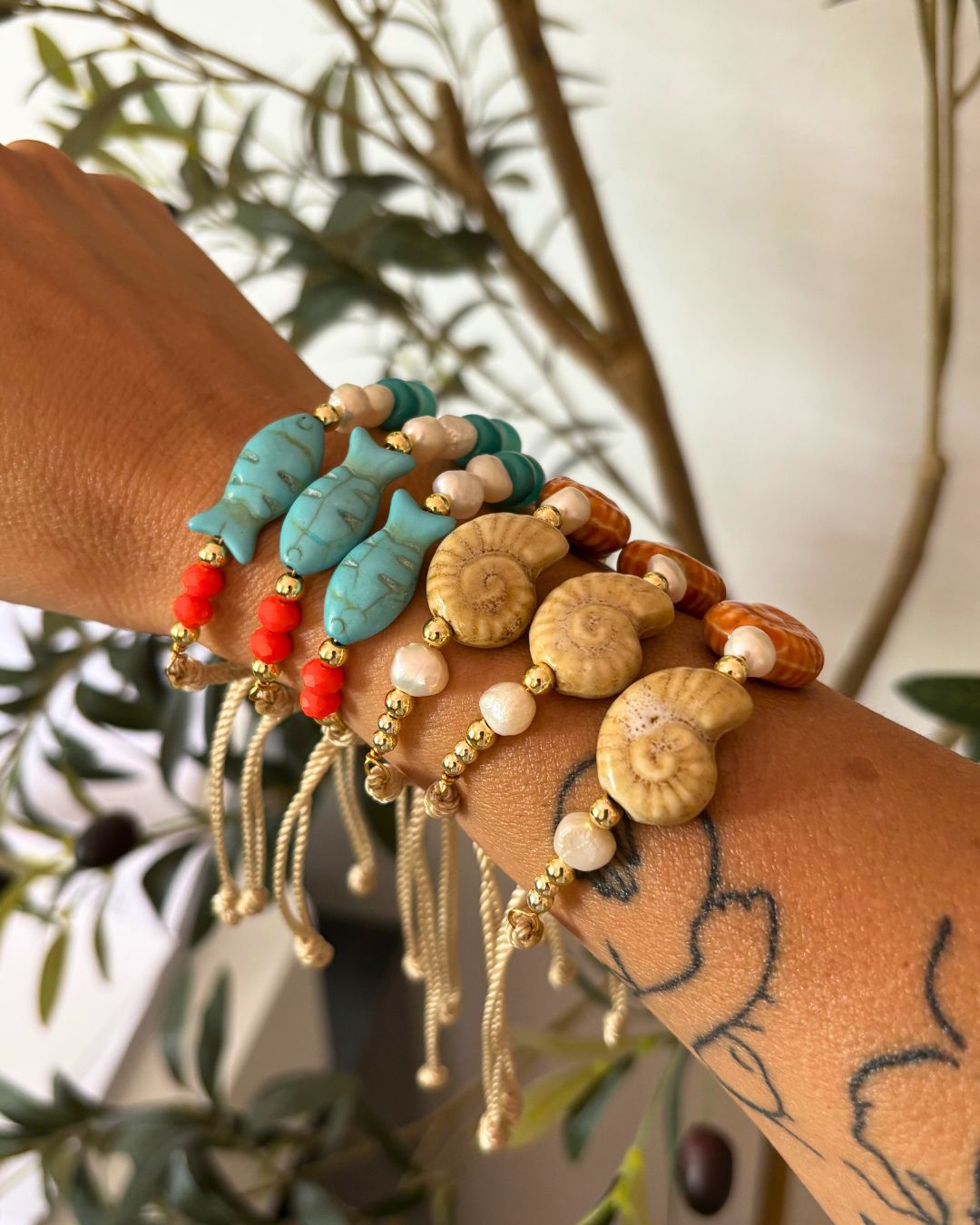 Pulseras de Verano En Hilo - Caracoles de Cerámica a & Perlas Freshwater