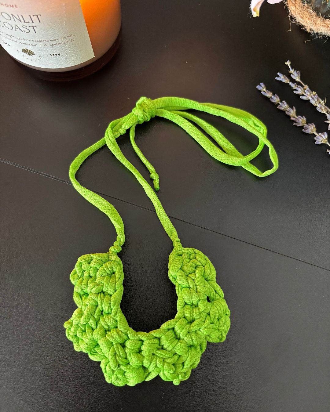 Collar Tejido Flor - Color Verde Manzana