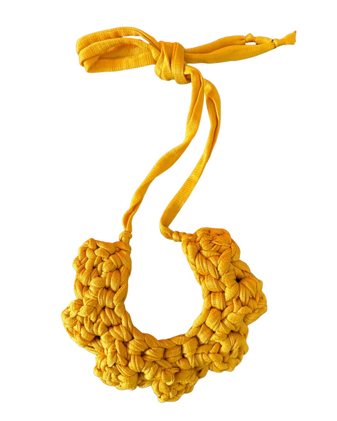 Collar Tejido Flor - Color Mostaza
