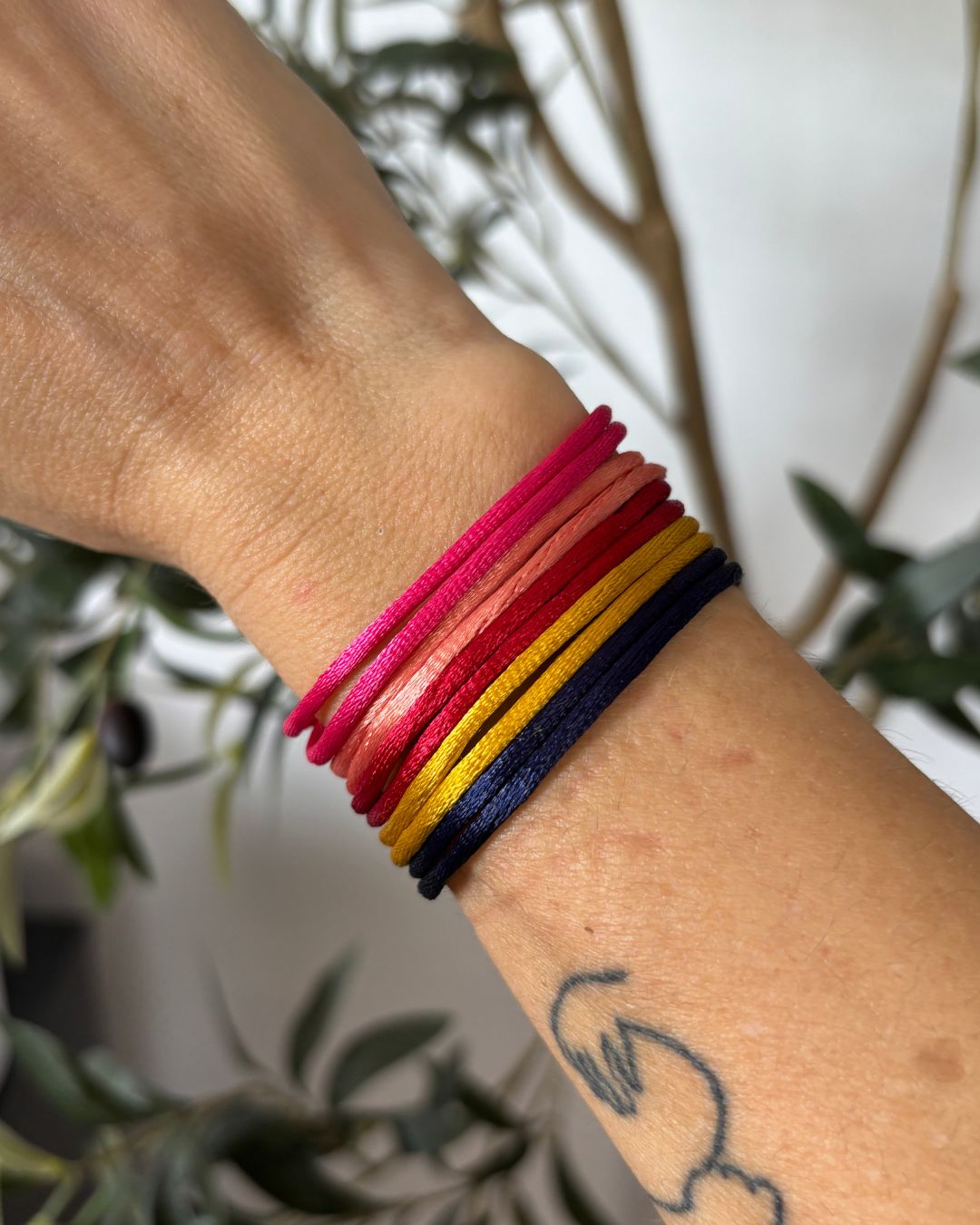 Pulseras de Hilo en Satin