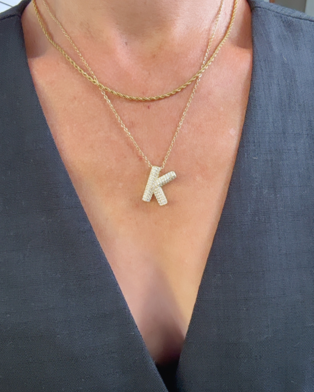 Cristal Bubble Initial Necklace