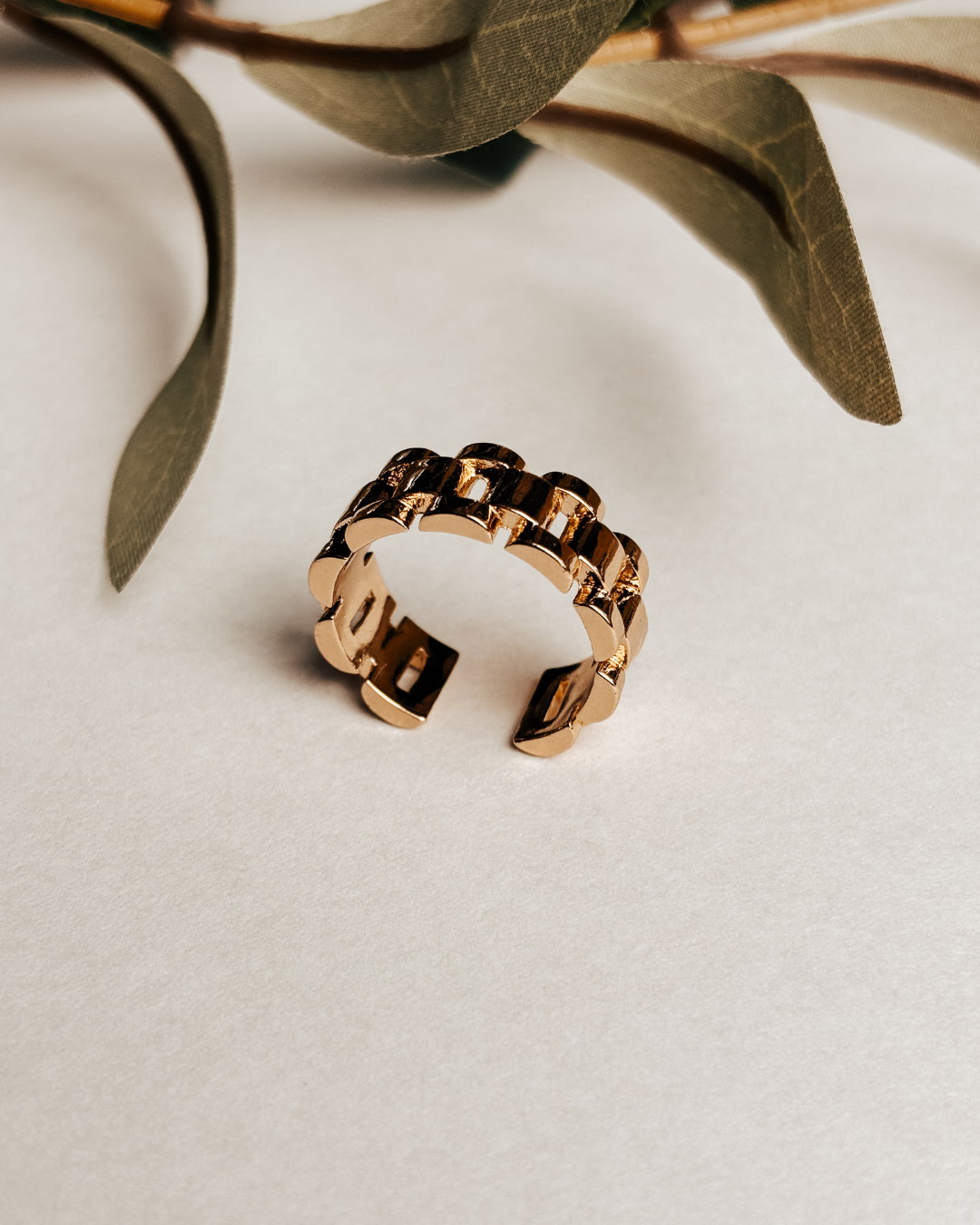 Olimpia Gold Adjustable Ring
